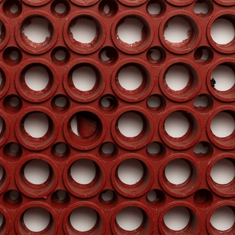 Notrax Red Drainage Anti-Fatigue Mat San-Eze II T11