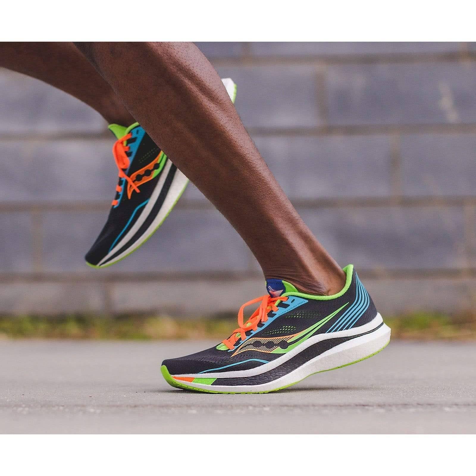 Men&s Saucony Endorphin Pro, 8.5 / Future / Black