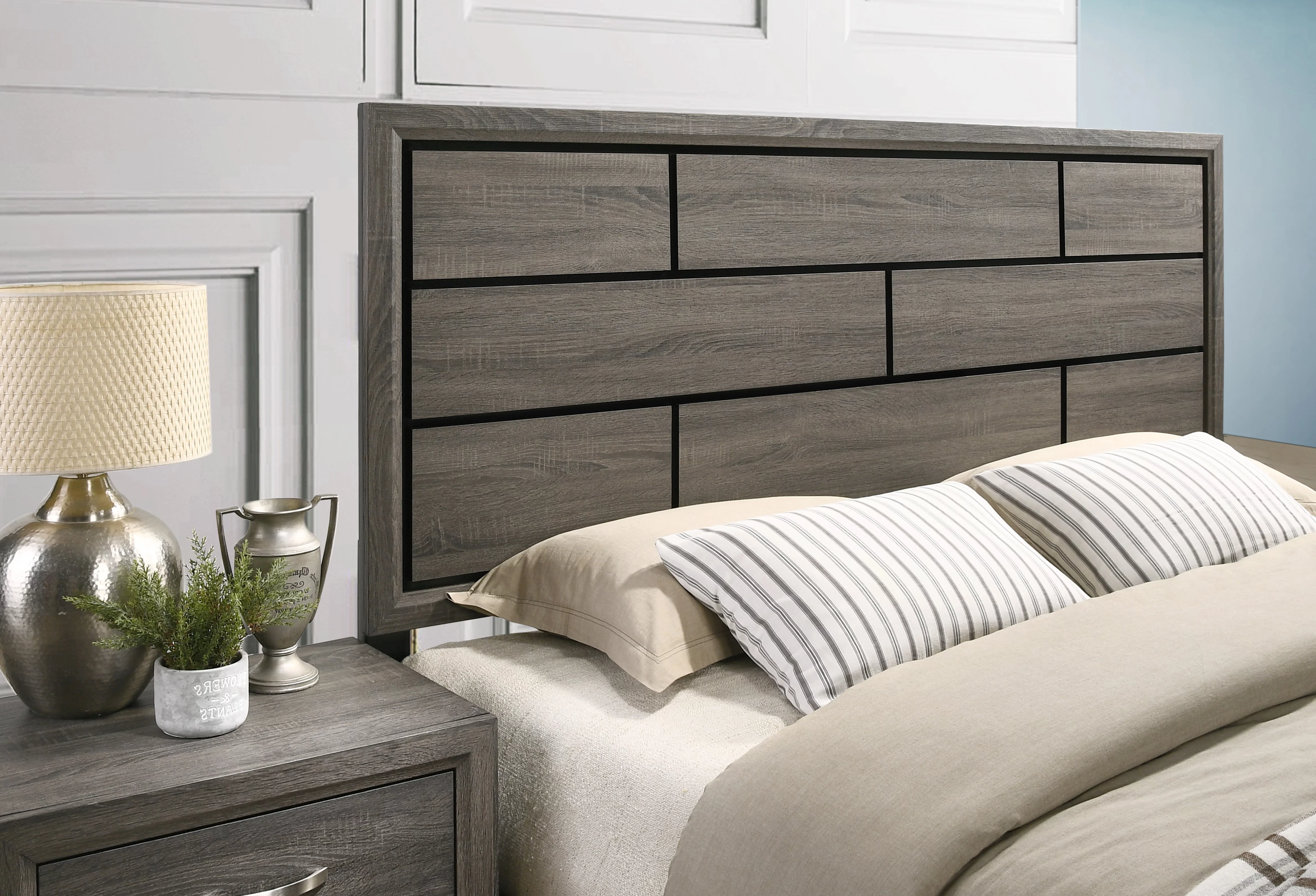 Stout Panel Bedroom Set with Bed, Dresser, Mirror, Nightstand, Chest, Wood, Dark Ash Gray, King Size