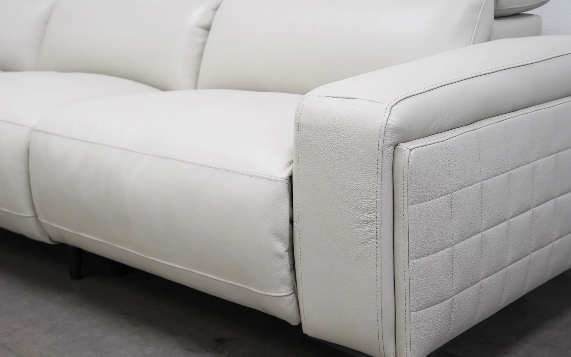 Mofit Home,LAVANDULA 5PC MODERN MOTION RECLINING SECTIONAL, Living room, Furniture for Living Room,Leather, White