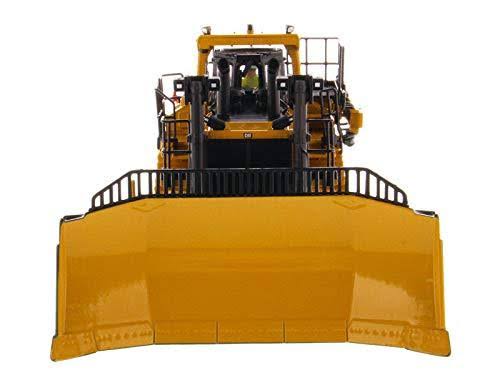 Cat Caterpillar D11T Track-Type Tractor Dozer Jel Design with Operator High Line Series 1/50 Diecast Model by Diecast Masters 85