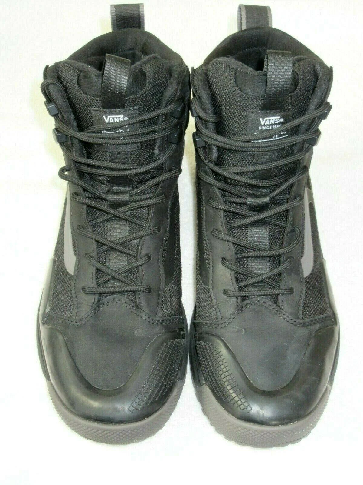 Vans Bryan Iguchi Ultrarange Exo Hi MTE Gore-Tex DW (Black/Gray) 9.5 Men