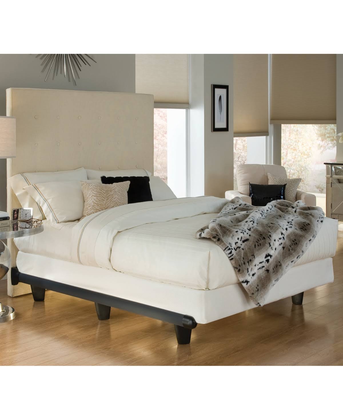Knickerbocker California King Embrace Bed Frame, Black