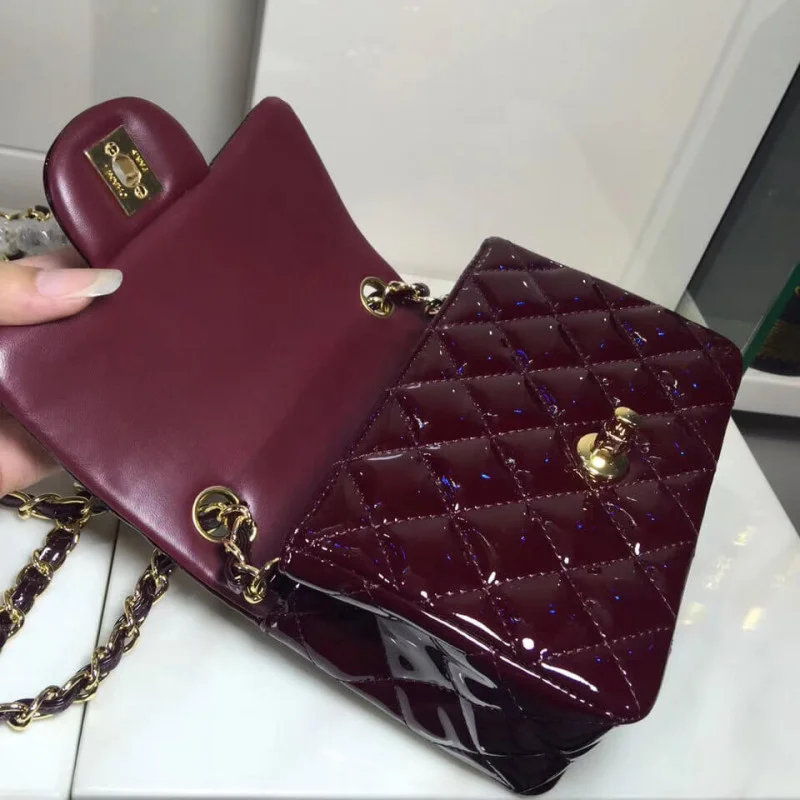 Chanel Pantent Leather 17Cm Class-Flap Bag 1115
