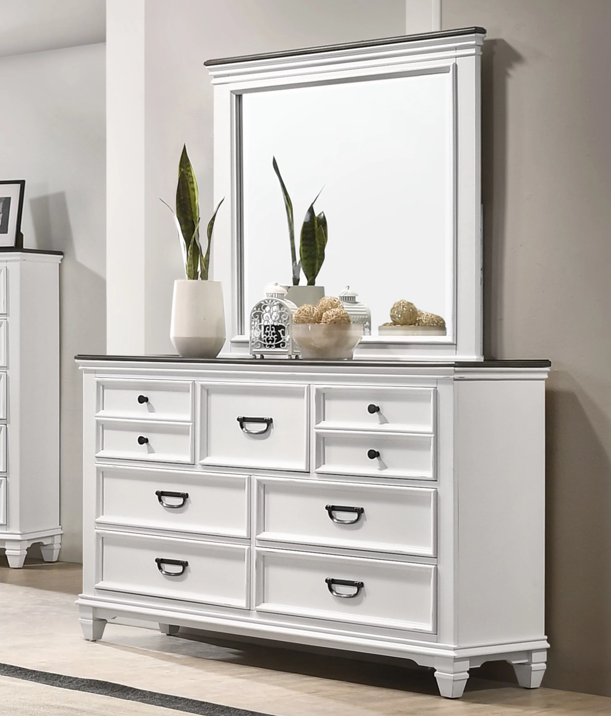 Roundhill Clelane Weathered White and Gray Finished 6-Piece Bedroom Set, Shiplap Panel Queen