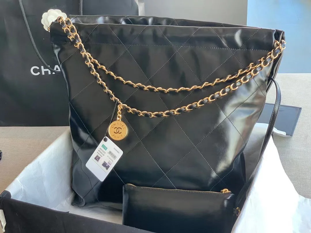 Chanel 22 Handbag Black For Women 16.4in/42cm AS3261 B08872 94305