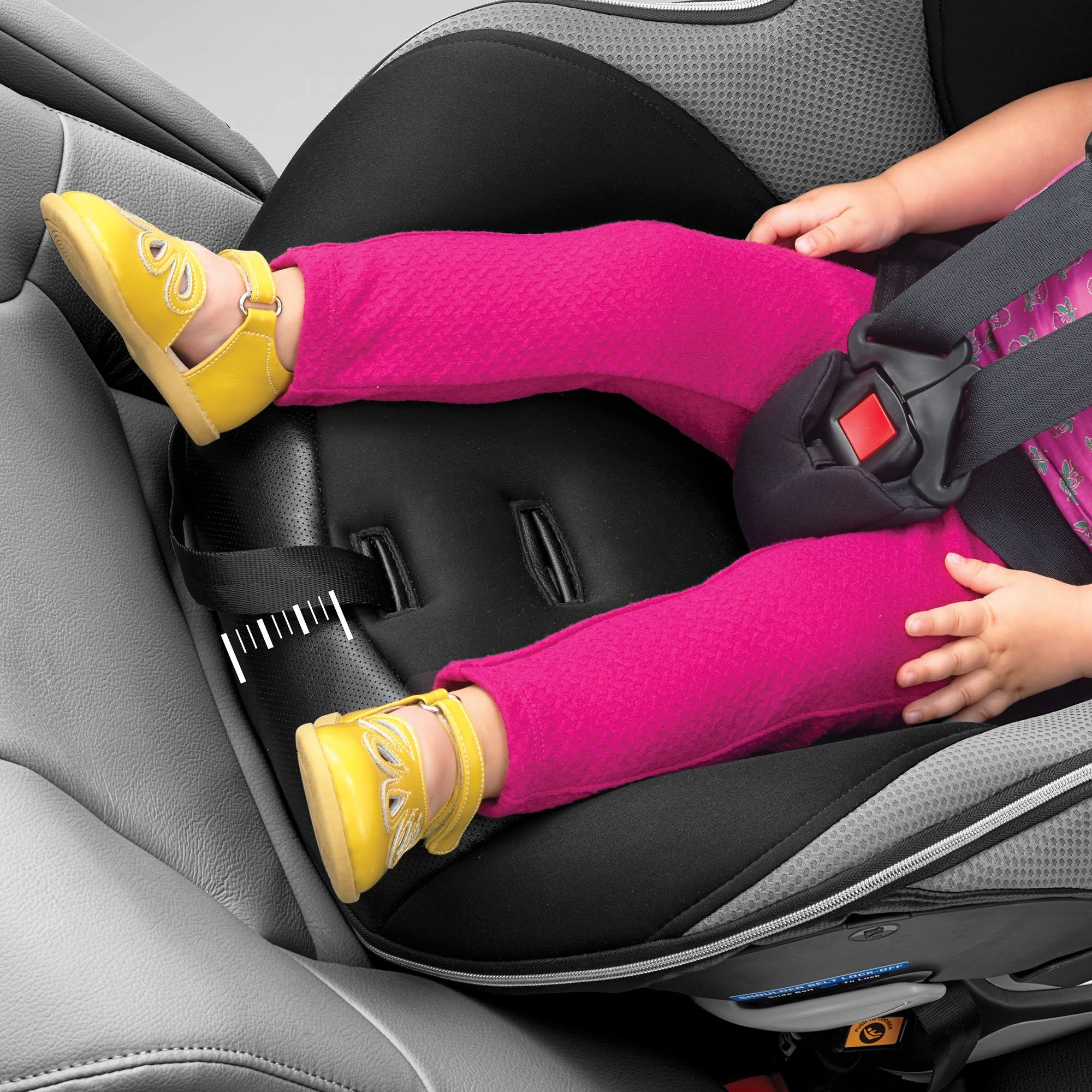 Chicco Next Fit Zip Max Convertible Car Seat - Black
