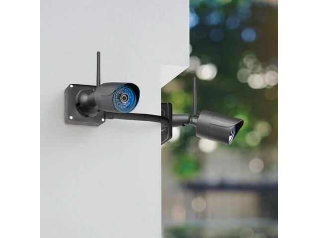 Geeni - Hawk Indoor/Outdoor Wi-Fi Wireless Network Surveillance Camera - Black