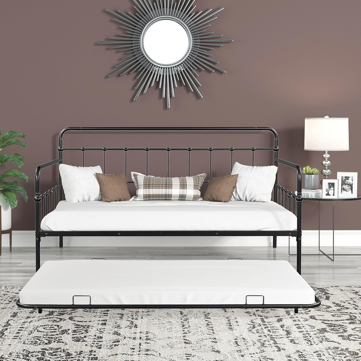 Single bed with rollers/can be split into two single beds/sturdy and durable metal/reduces noise/safety barrier/rollers