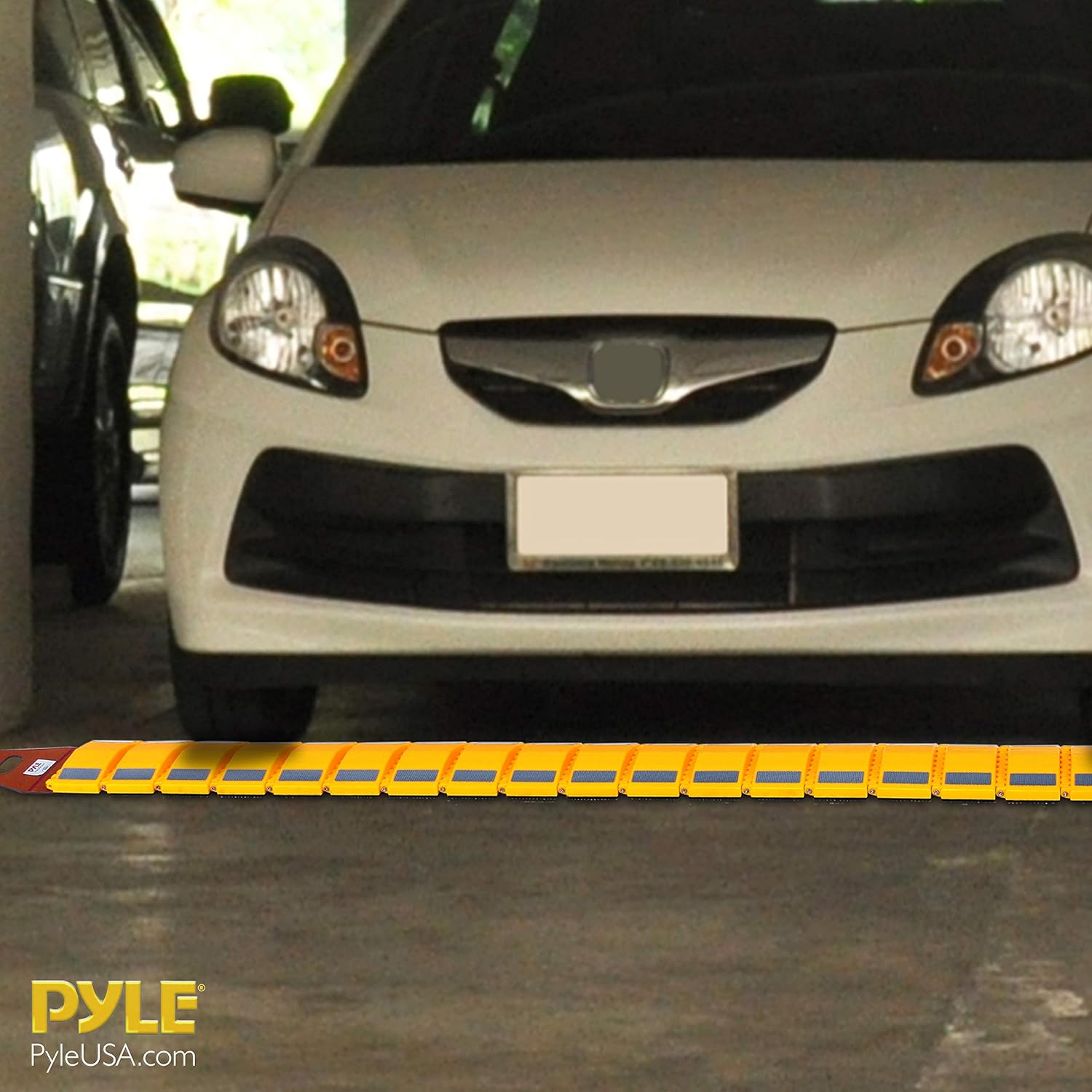 Pyle Portable Vehicle Traffic Speed Bump - 9.8' ft Heavy Duty Reflective Plastic Humps