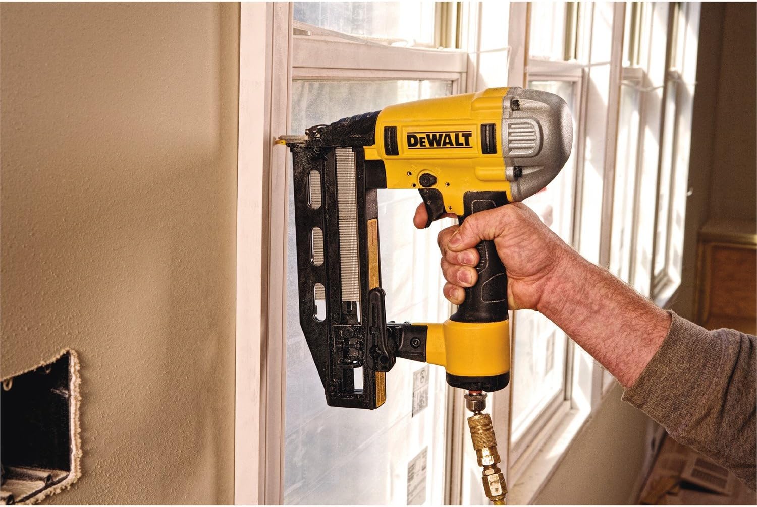 DEWALT Finish Nailer with Precision Point, 16GA (DWFP71917)