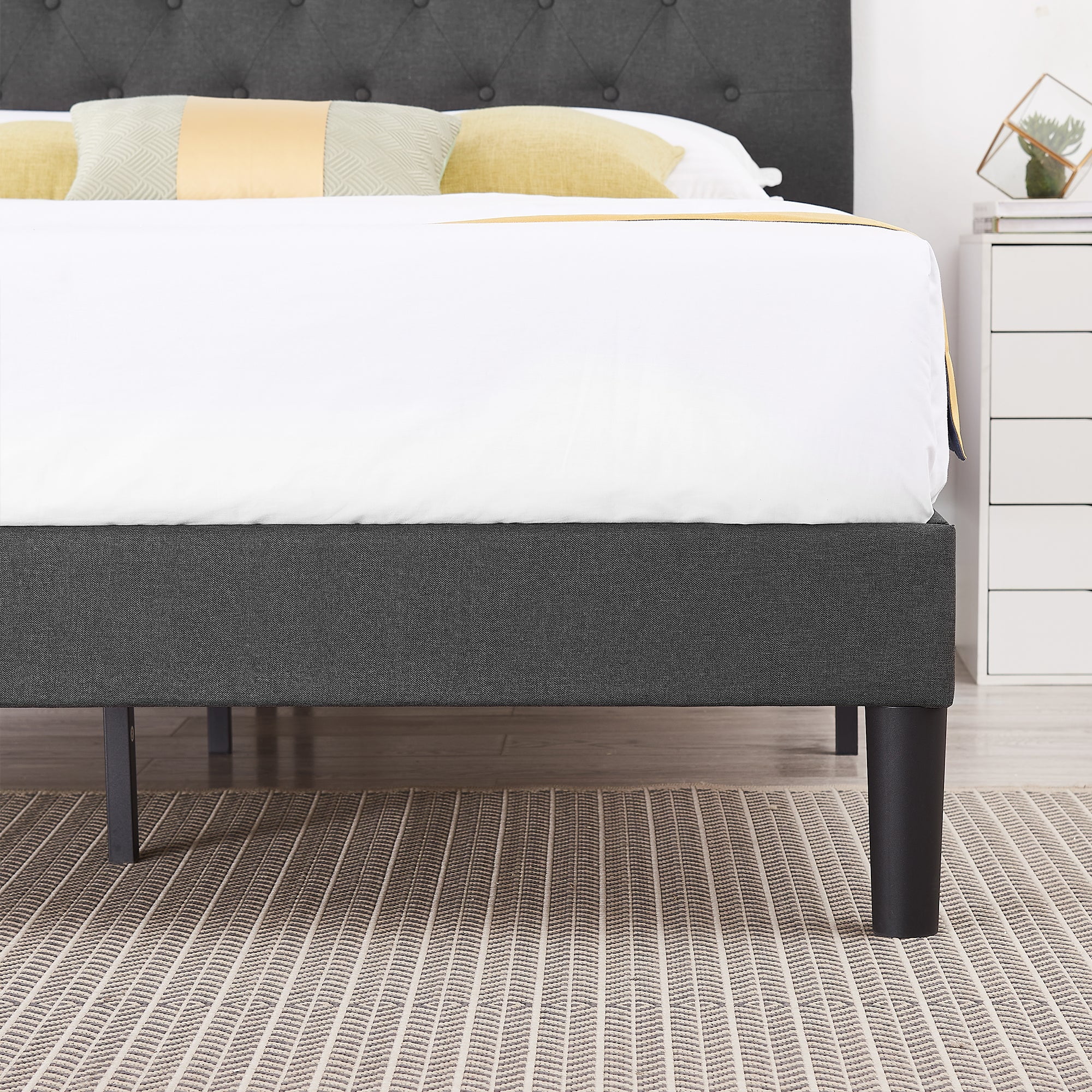 VECELO Queen Bed Frame Upholstered Platform Bed Frame with Diamond Tufted Adjustable Headboard, Wooden Slats Support, No Box Spring Needed, Gray