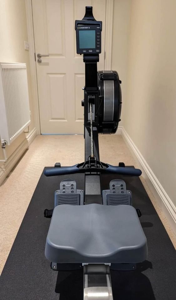 CONCEPT 2 MODEL D WITH PM5 IN BLACK, OUTSTANDING CONDITION