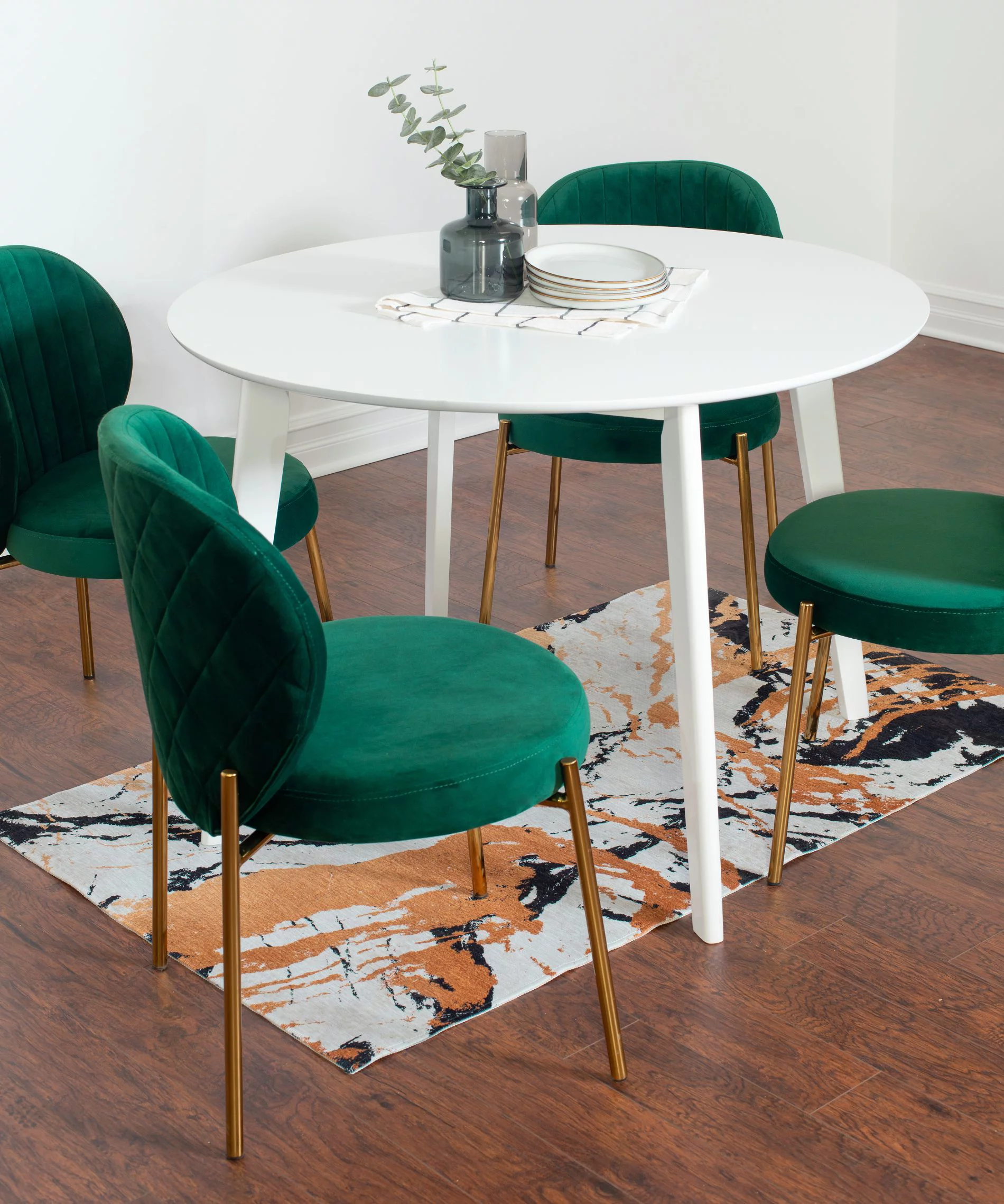 Roundhill Furniture Amoa Contemporary 5-Piece Dining Set, White Round Dining Table with 4 Chairs, Green