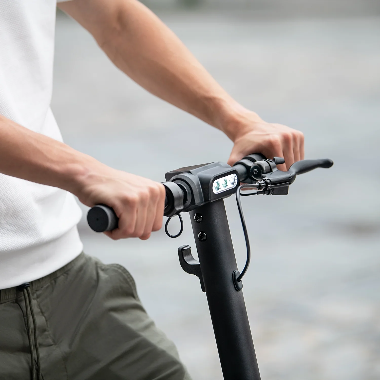 Jetson Canyon Electric Scooter, Black - Radiant Selections