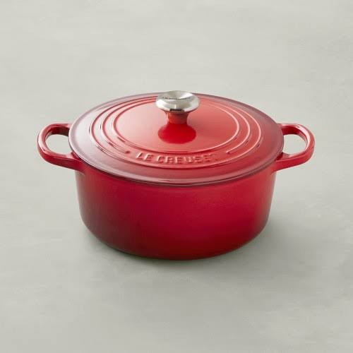Le Creuset Signature 3.5-Quart Cast Iron Round Dutch Oven - Cerise