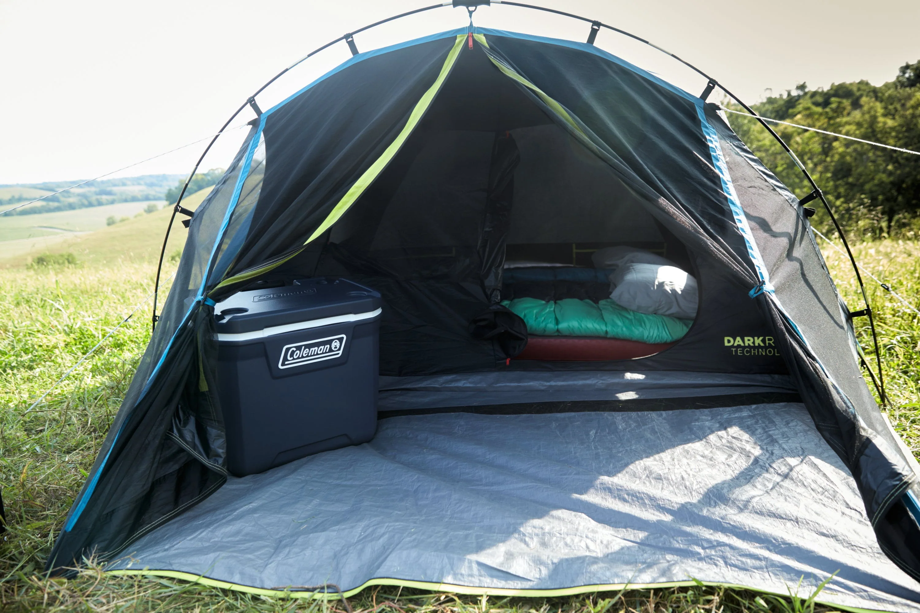 Coleman 4-Person Carlsbad Dark Room Dome Camping Tent with Screen Room