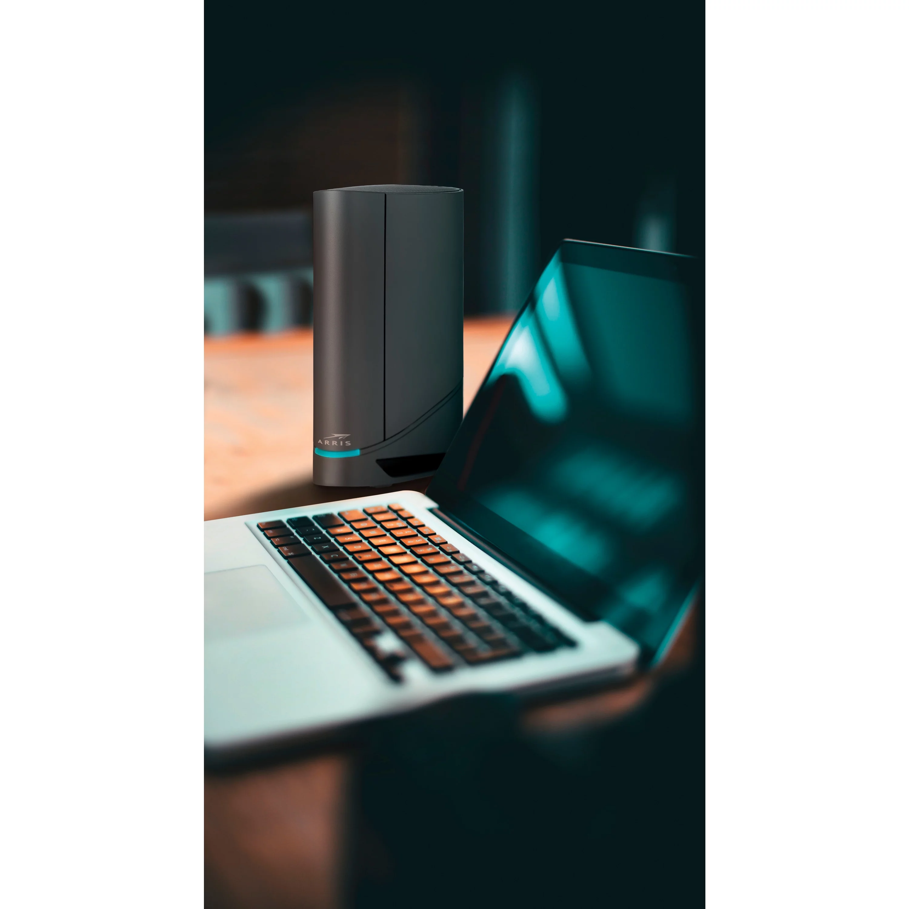 ARRIS Surfboard DOCSIS 3.1 Gigabit Cable Modem and AX3000 Wi-Fi 6 Router, Approved for Cox, Spectrum, Xfinity and Others, Wireless Technology