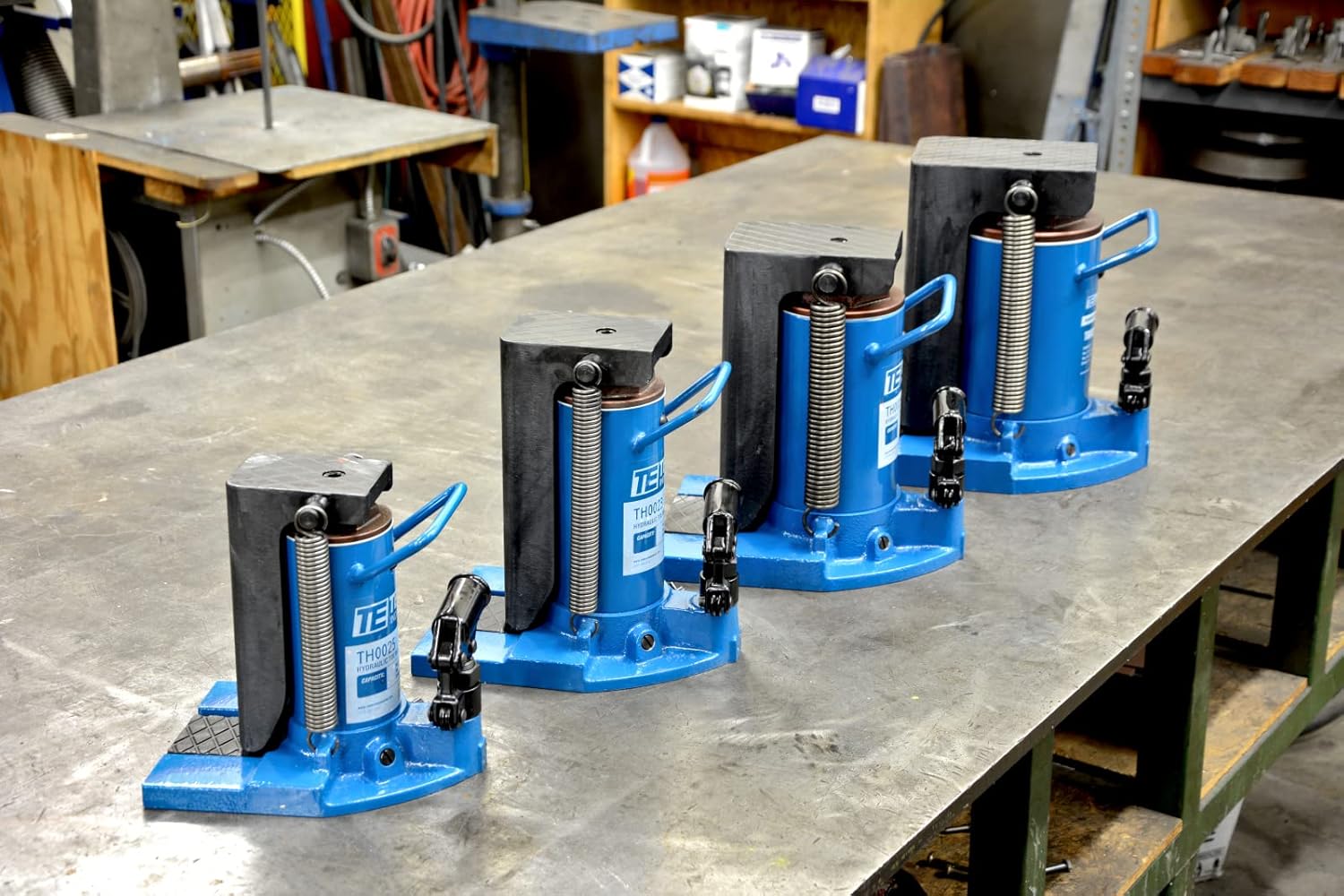 TEMCo Hydraulic Container / Machine Toe Jack (2.5 Ton - 5 Ton) Lift Capacity TH0025
