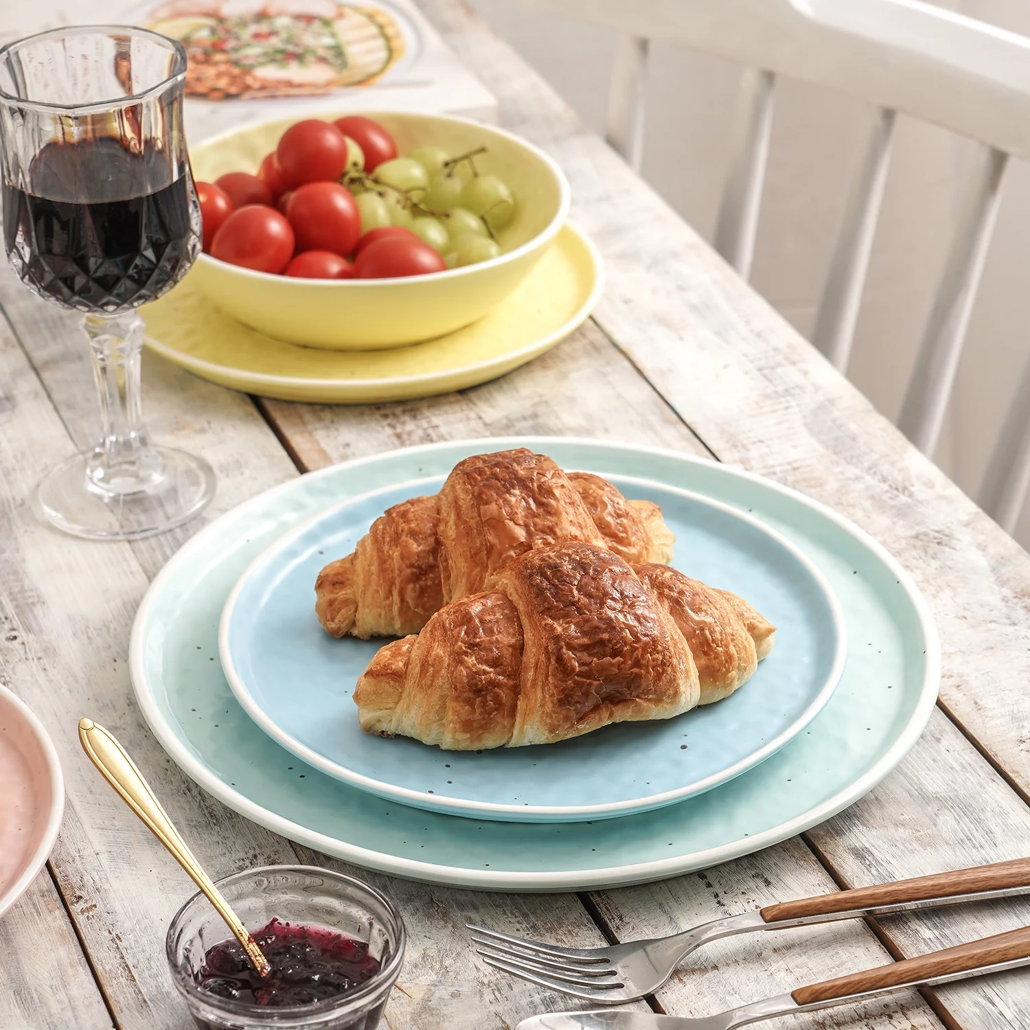 Stone Lain Elena Stoneware Dinnerware, 16-Piece Mix and Match Multicolor Set for 4