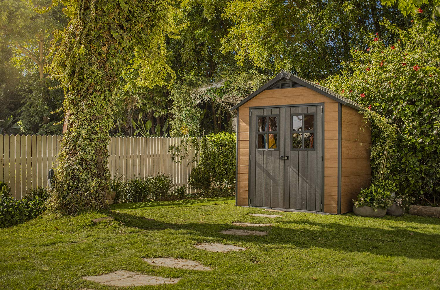 【Storage Shed】7.5&times;7 Large Resin Outdoor Storage Shed Kit &ndash; Perfect to Store Patio Furniture, Garden Tools