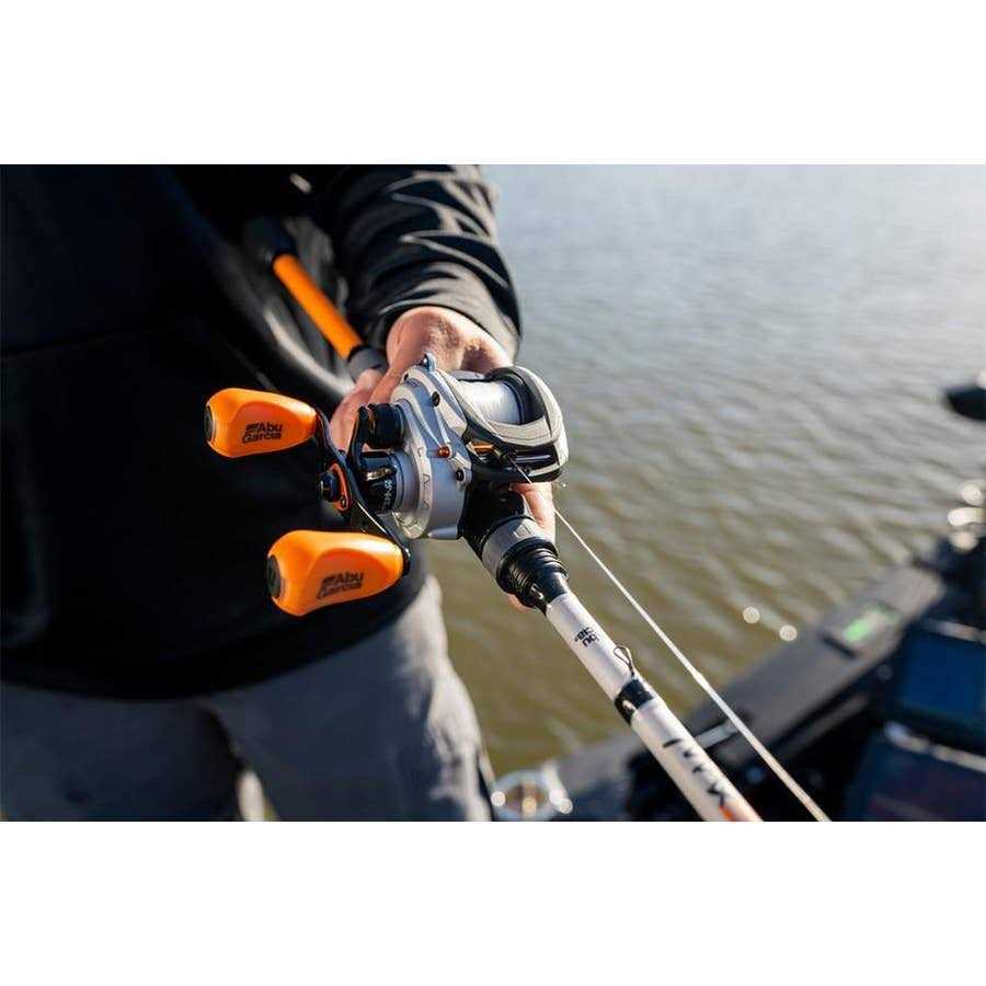 Abu Garcia Max STX Baitcast Combo - Sports Supplies Online Store