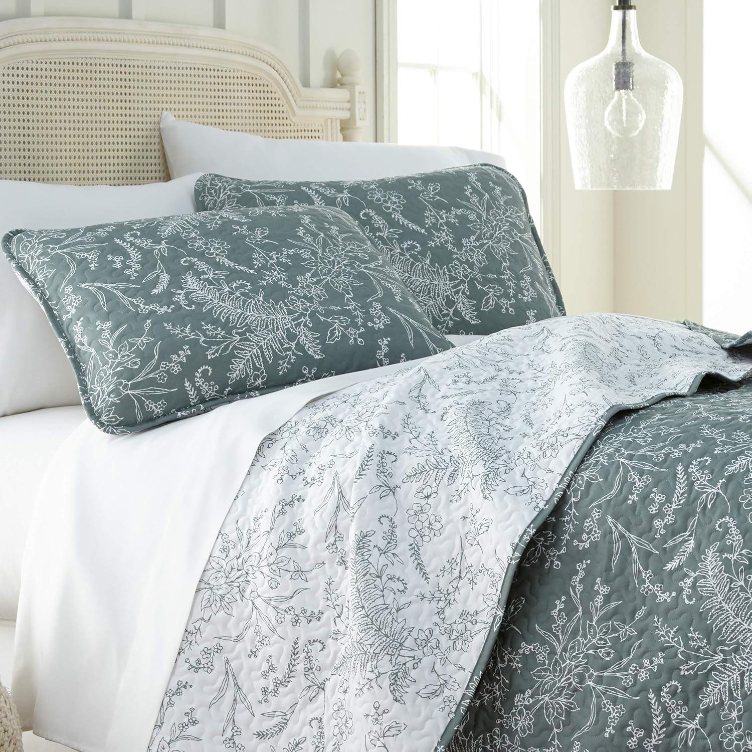 Pure Melody Collection, Premium Quality, Soft, Wrinkle & Fade Resistant, Easy Case, Oversized Quilt Cover Set with 1 Quilt Set and 2 Shams