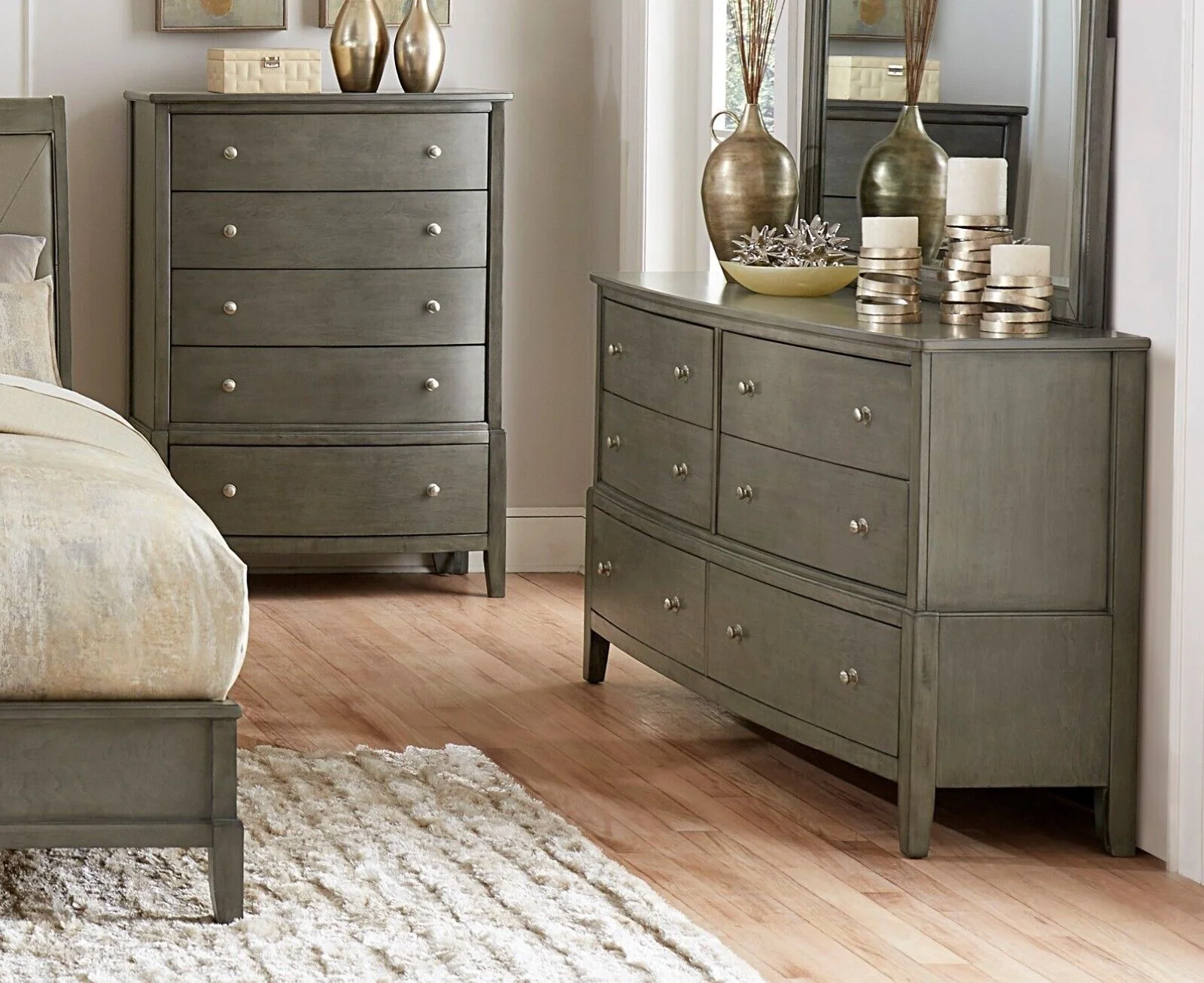 Gray Finish Wooden 5pc Bedroom Set Queen Sleigh Bed Nightstand Dresser Mirror Chest Transitional Style Set