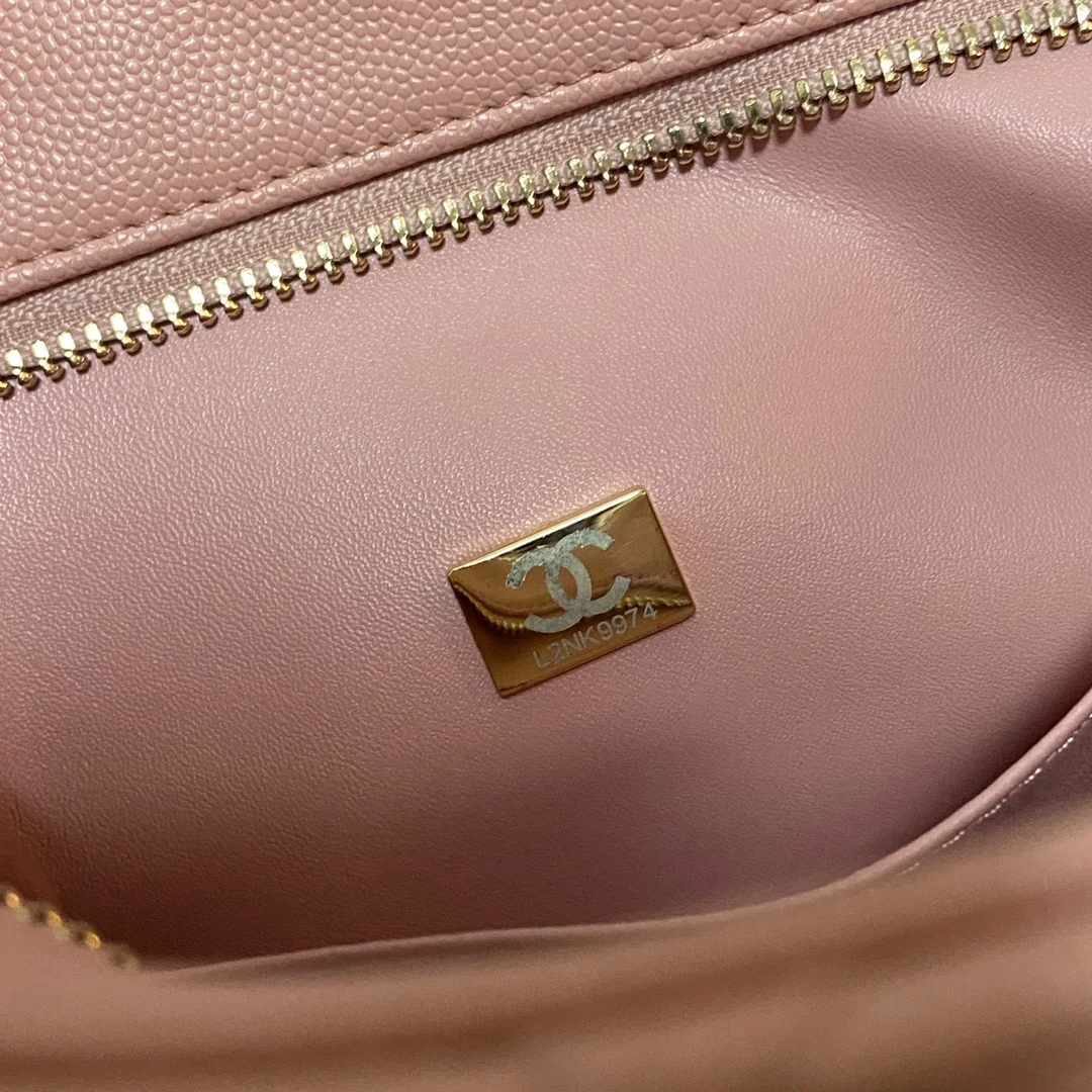 Chanel Medallion Tote Gold Hardware Caviar Pink For Women, Women&rsquo;s Handbags, Shoulder Bags 15.6in/32cm