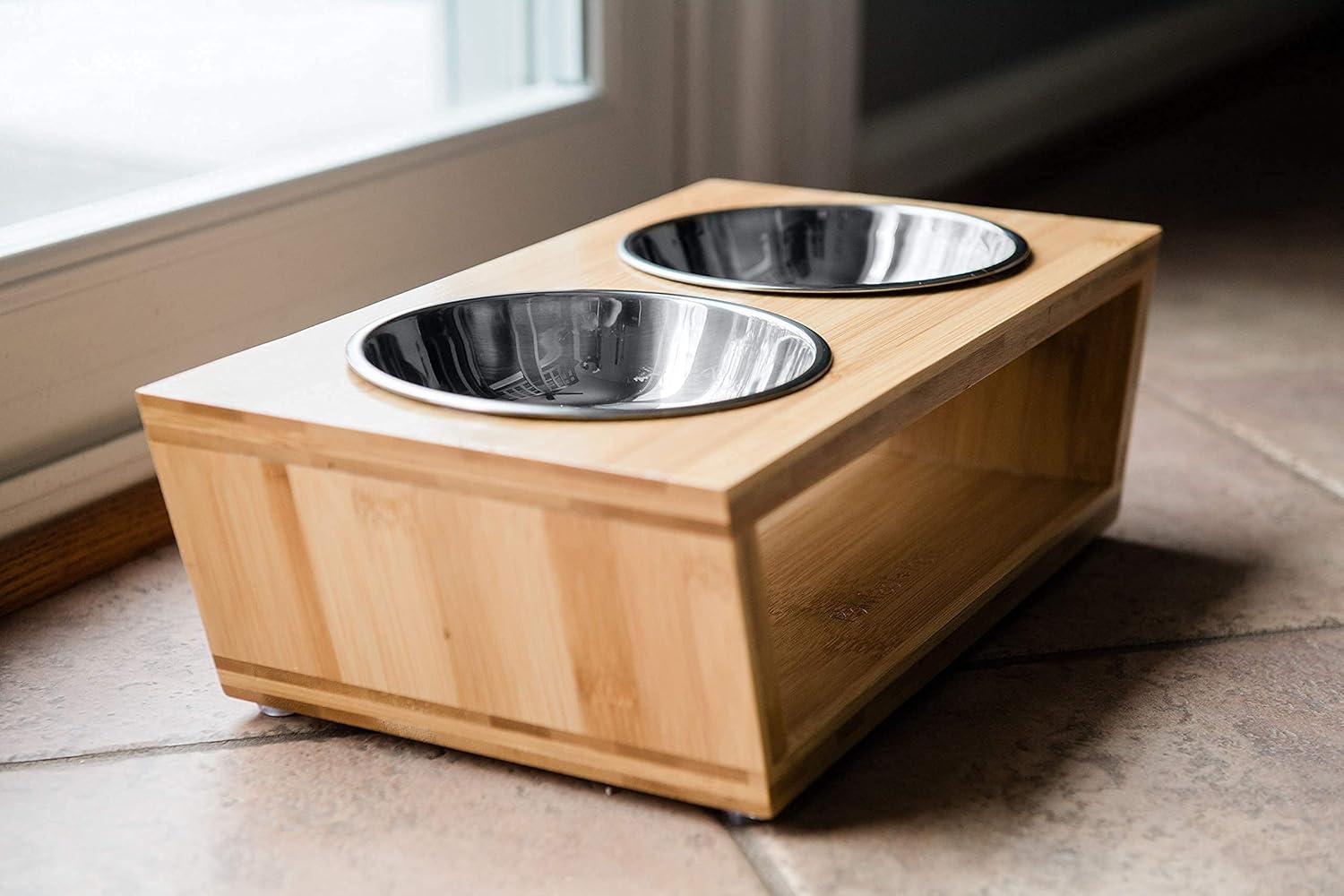 Pawfect Pets Elevated Dog Bowl Stand- 4&rdquo; Raised Dog Bowl for Small Dogs and Cats. Pet Feeder Comes with Four Stainless Steel Bowls