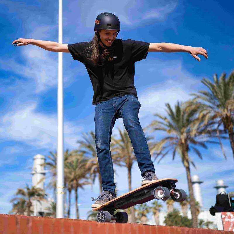 MEEPO Electric Skateboard 28 MPH Speed - Sports Supplies Online Store