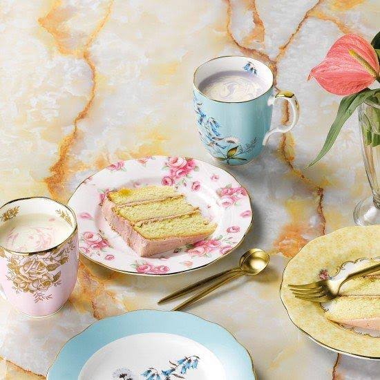 Royal Albert 100 Years 1950-1990 10-Piece Set