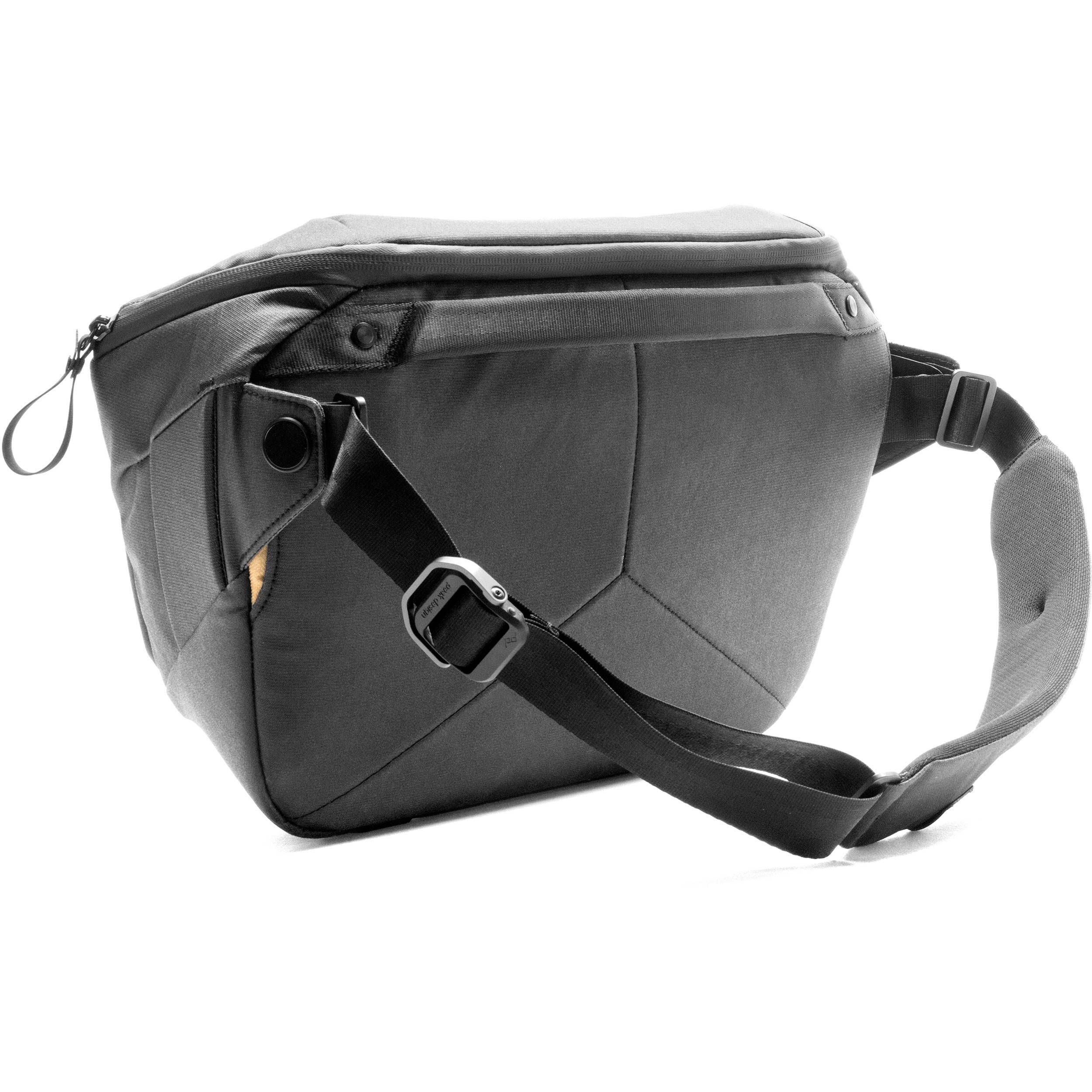 Peak Design EVERYDAY Sling Camera Carrying Bag - 13x22 - Black