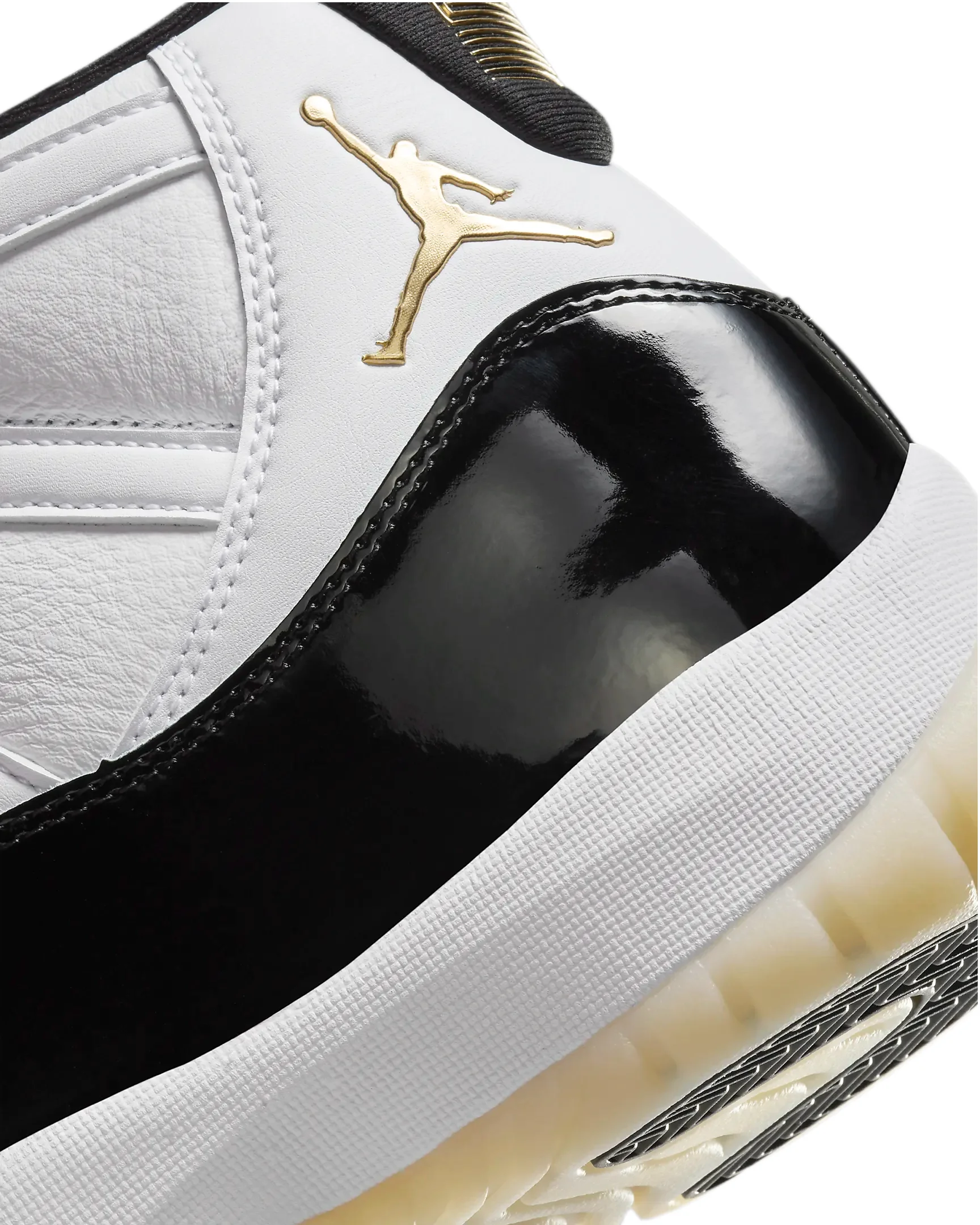 Men's Air Jordan 11 Retro Sneaker White / Metallic Gold-Black CT8012-170, Size 11.5-US