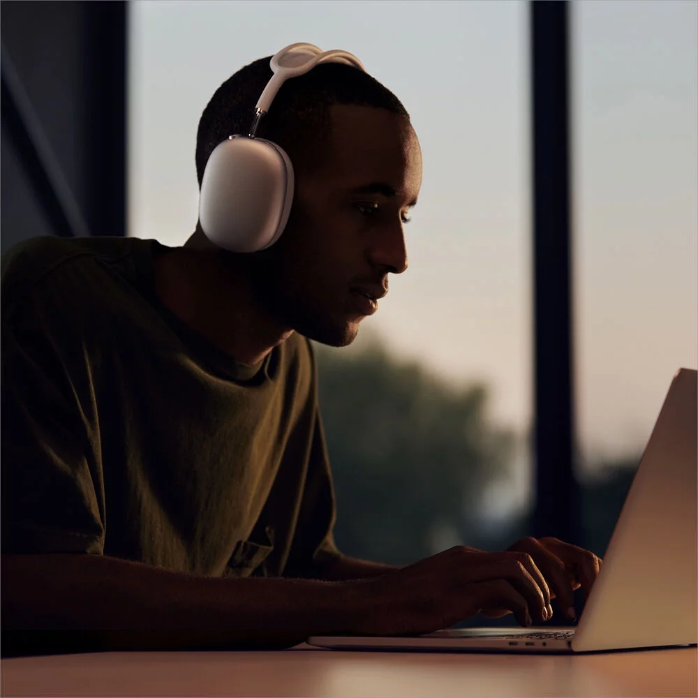Apple AirPods Max (Space Gray) (MGYH3AM/A) - Max Bundle (New-Open Box) - Curated Treasures Market
