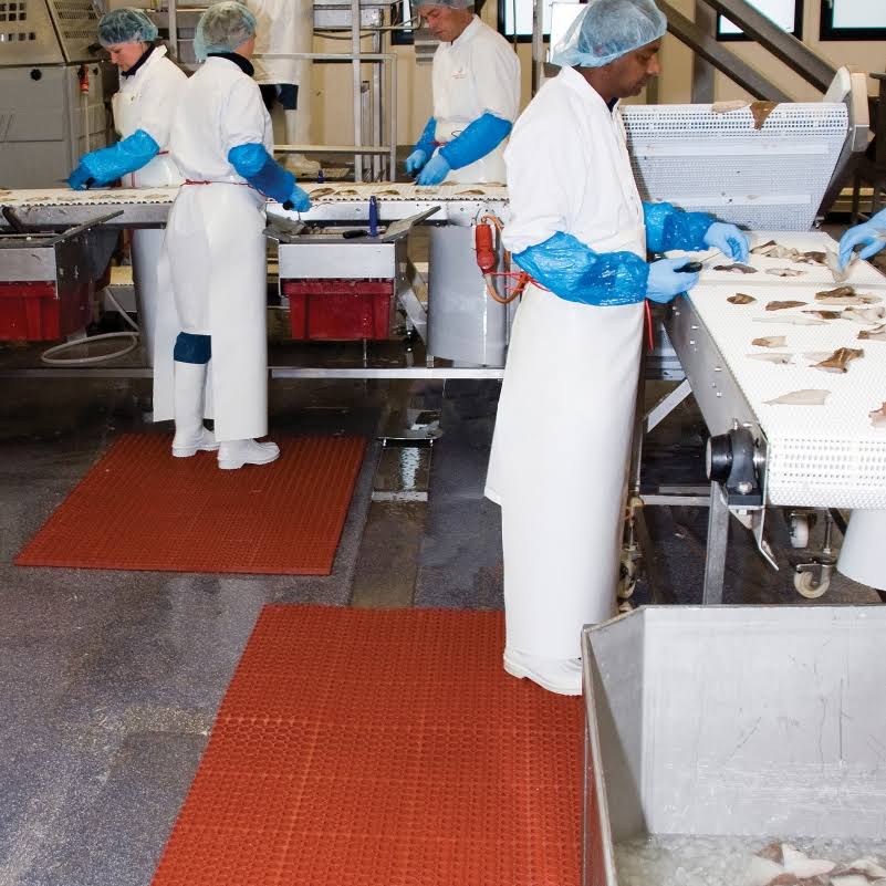 Notrax Red Drainage Anti-Fatigue Mat San-Eze II T11