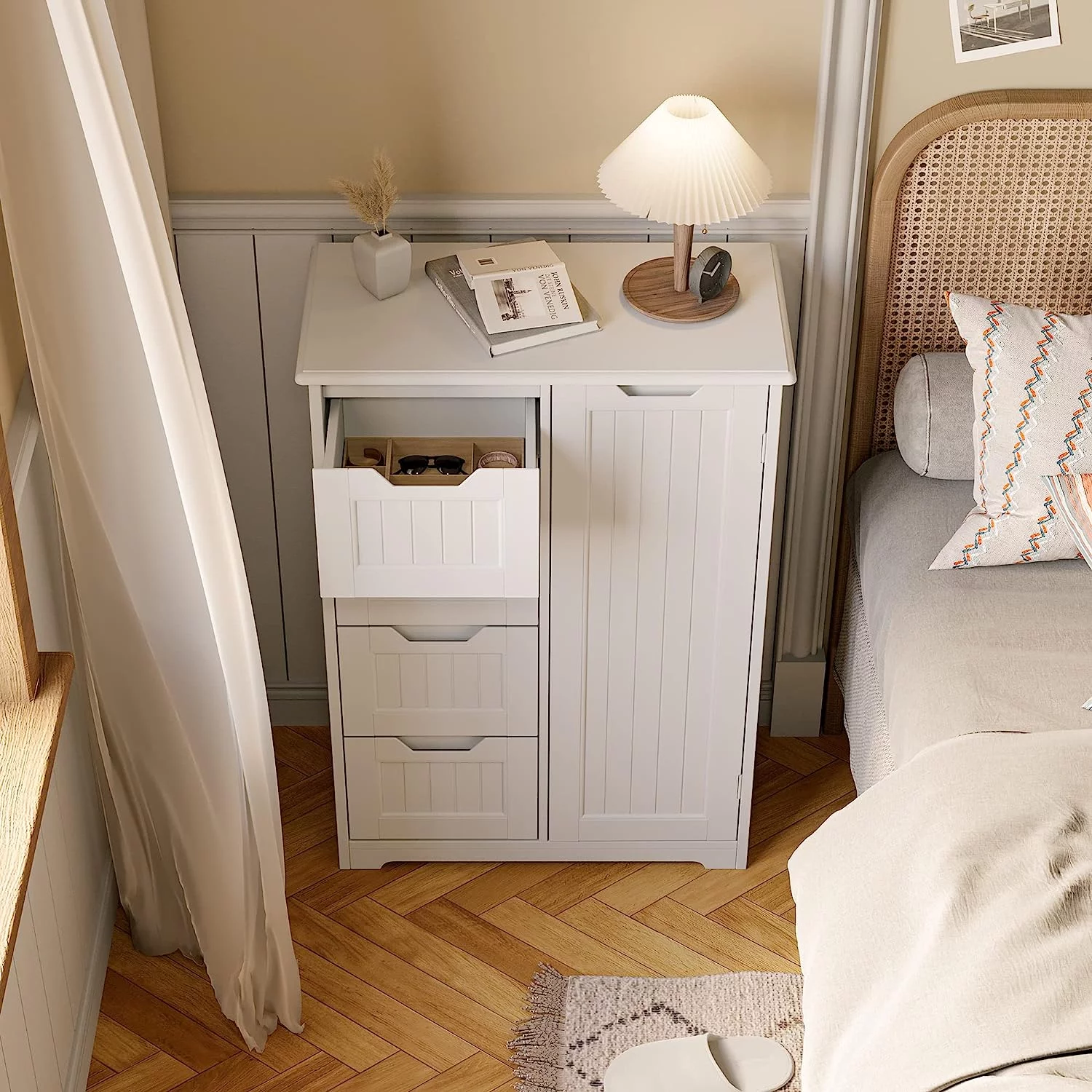 33" Small Kitchen Pantry Storage Cabinet with Door and Shelves, Pantry Cabinet Storage Cupboard