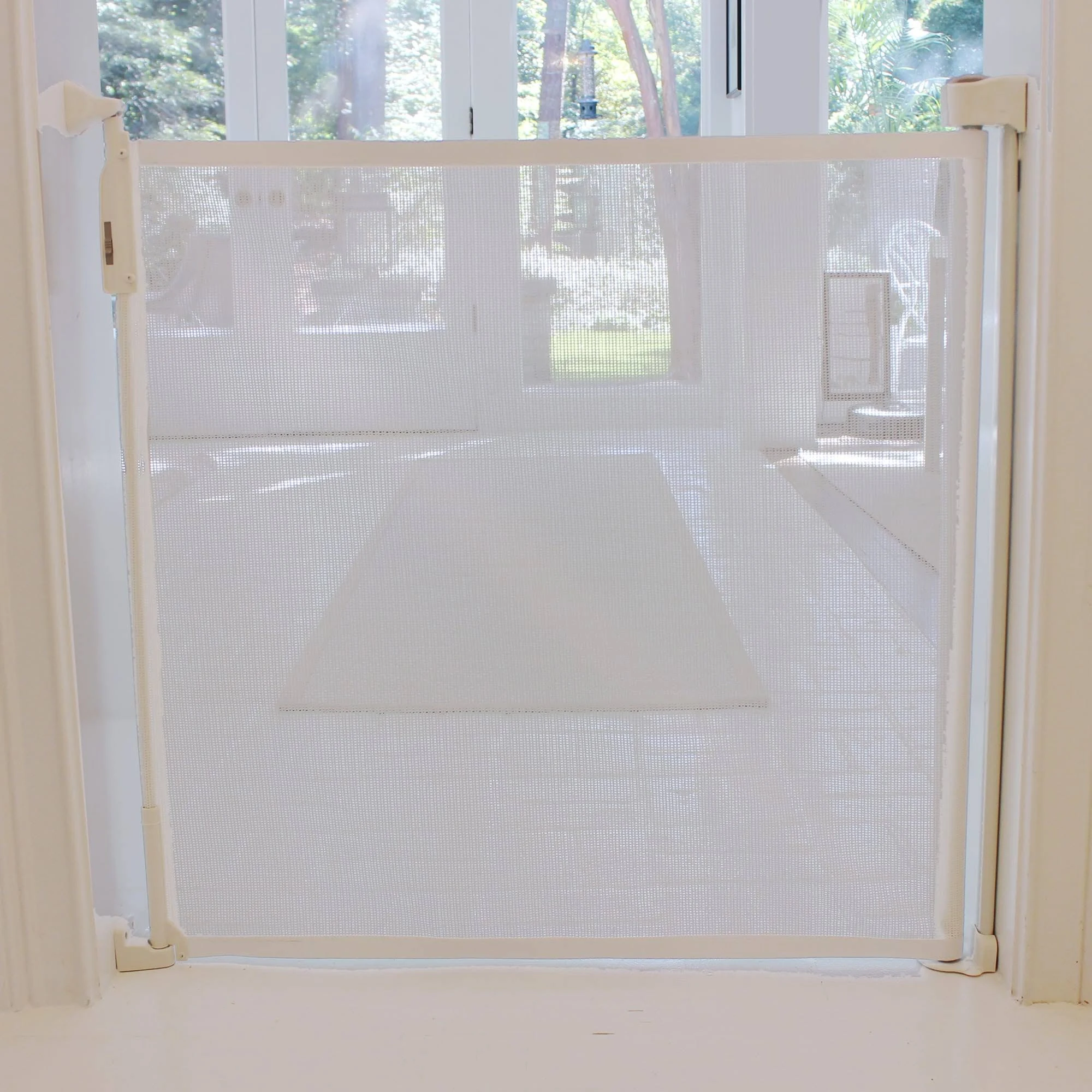 Cardinal Gates Retractable Safety Gate, White, 26.5 inch-55 inch