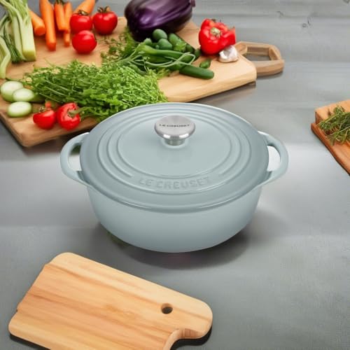 Le Creuset Enameled Cast Iron Shallow Round Oven, 2.75 Qt., Cerise