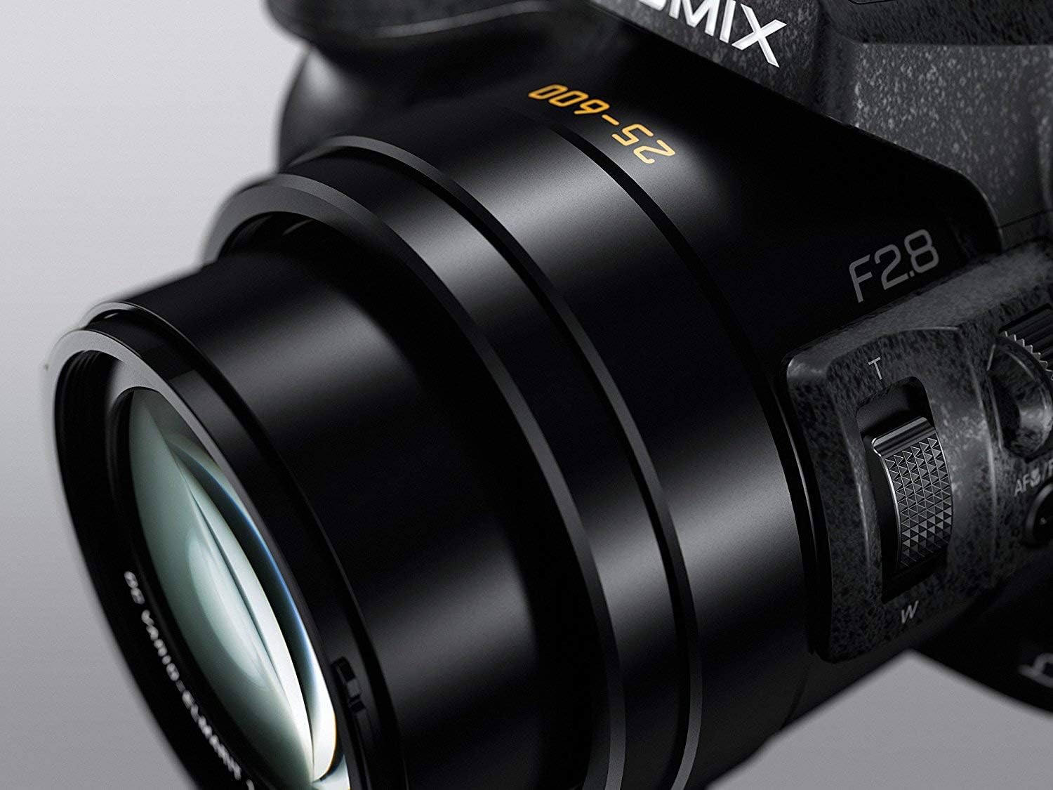 Panasonic LUMIX FZ300 Long Zoom Digital Camera Features 12.1 Megapixel, 1/2.3-Inch Sensor, 4K Video, WiFi, Splash & Dustproof Camera Body