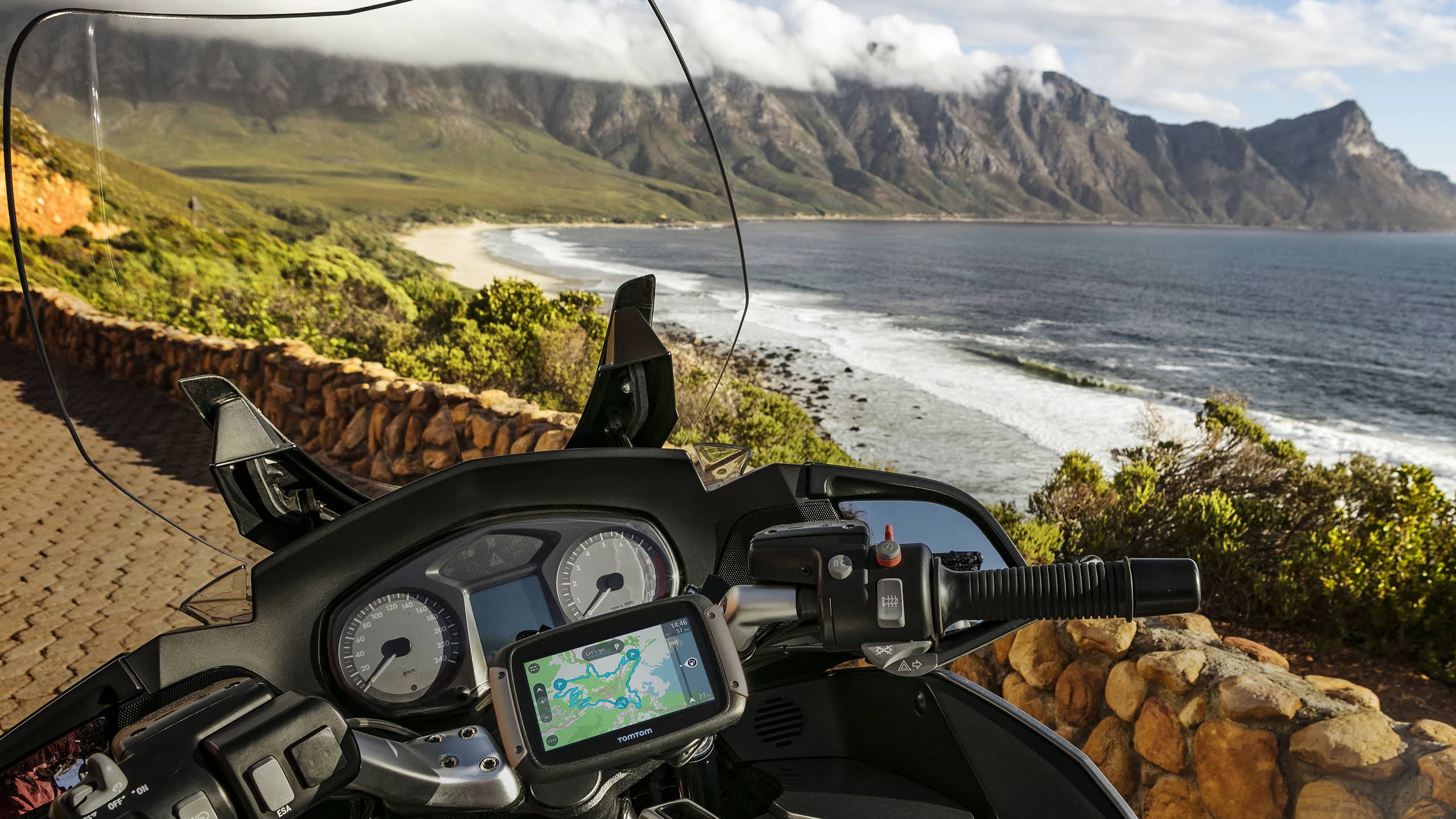 TomTom Motorcycle Sat NAV Rider 500, 4.3 inch, with