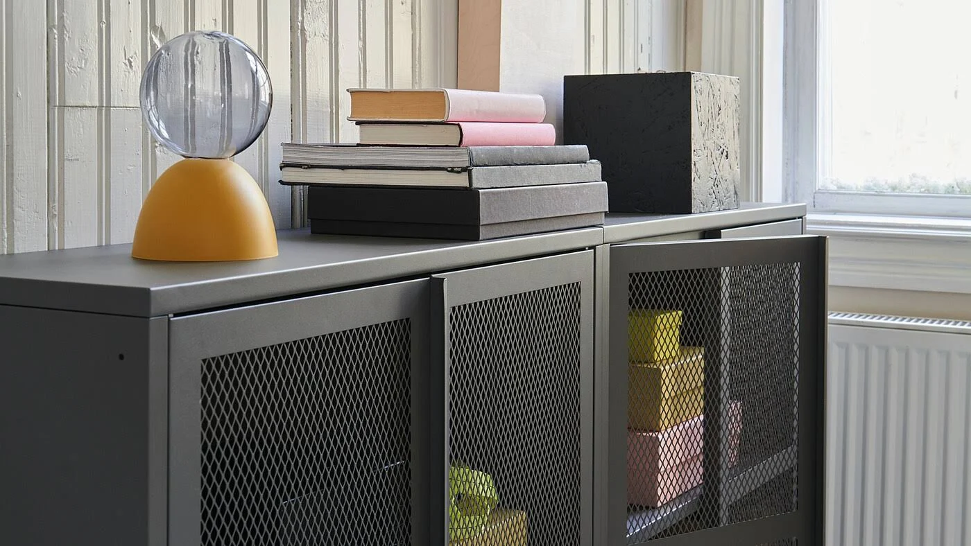 IKEA - Ivar 3 sections/cabinet/shelves, Pine/gray Mesh, 102x11 3/4x89