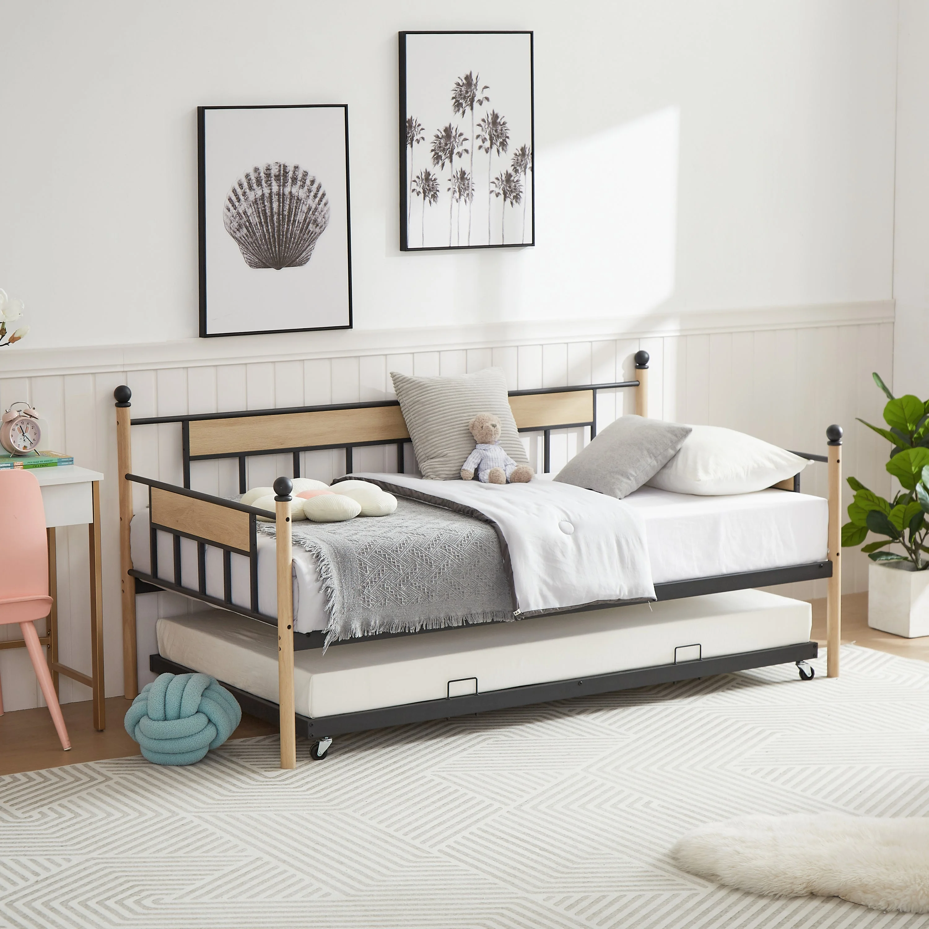 Baja Twin Size  Metal Frame Daybed with Trundle - Black