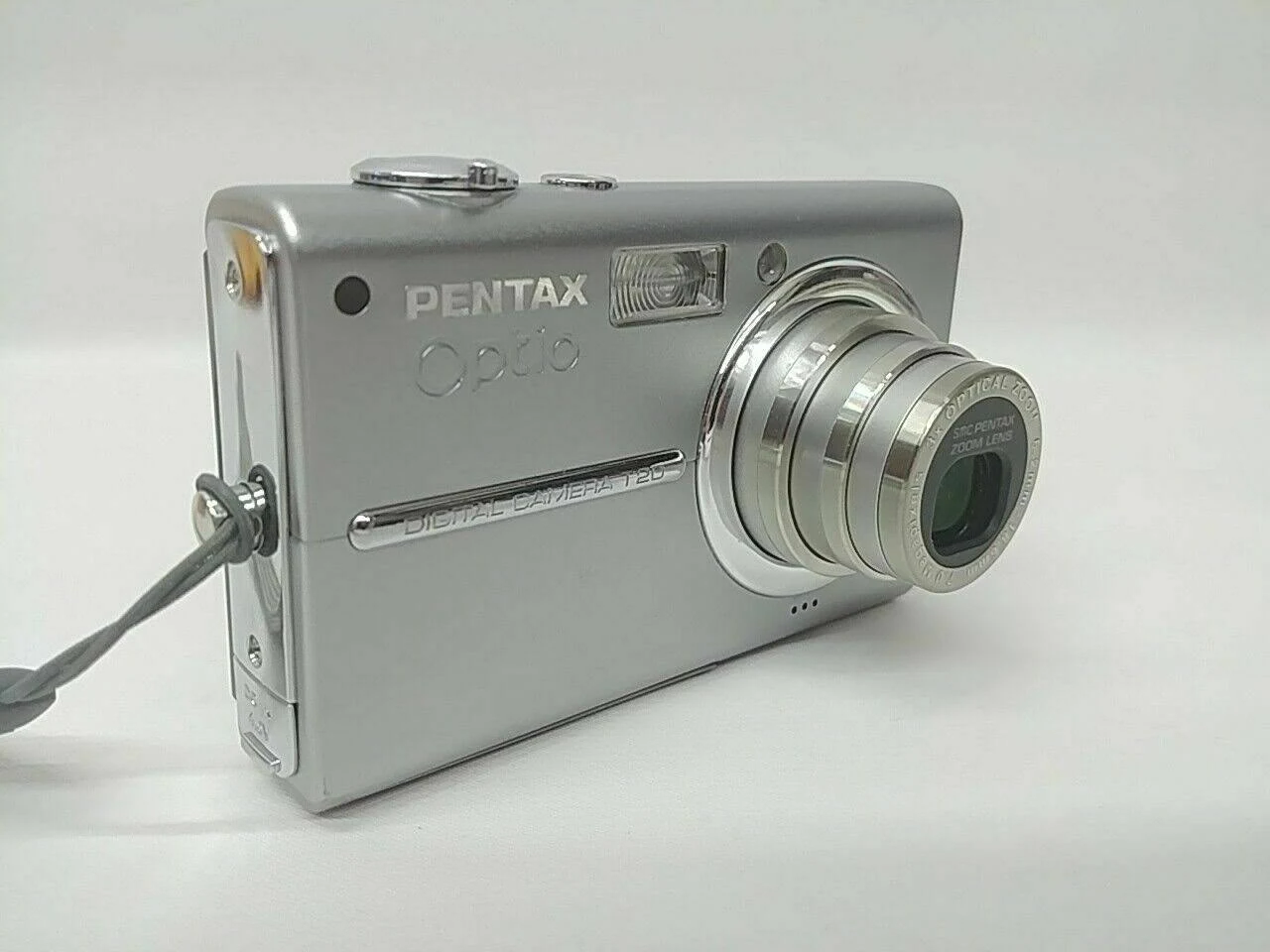 Pentax Optio T20 7MP Digital Camera with 3X Optical Zoom