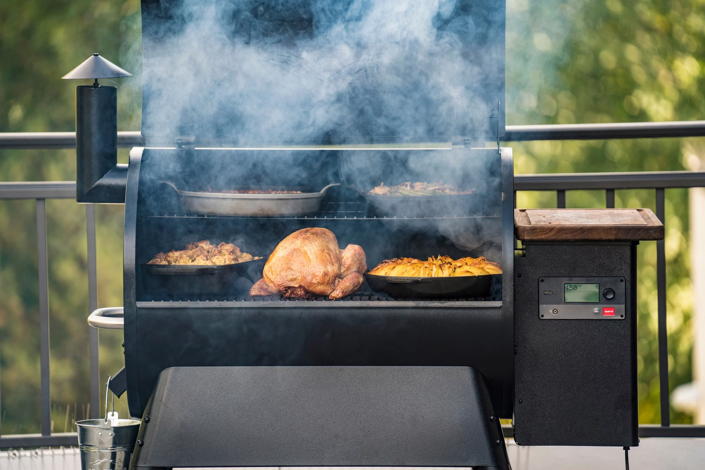 Traeger Pellet Grills Pro 780 Wood Pellet Grill and Smoker - Black