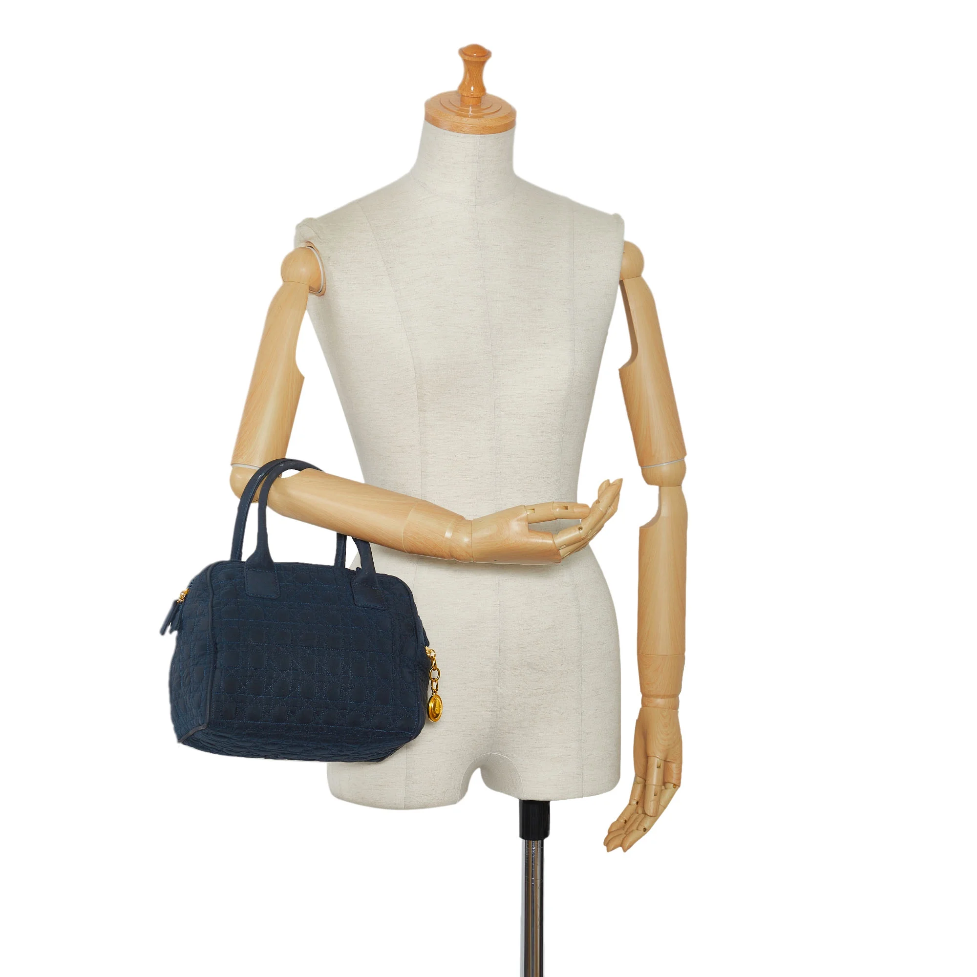 Pre-Owned Authenticated Dior Cannage Handbag Nylon Fabric Blue Top HandleBag Unisex (Good)