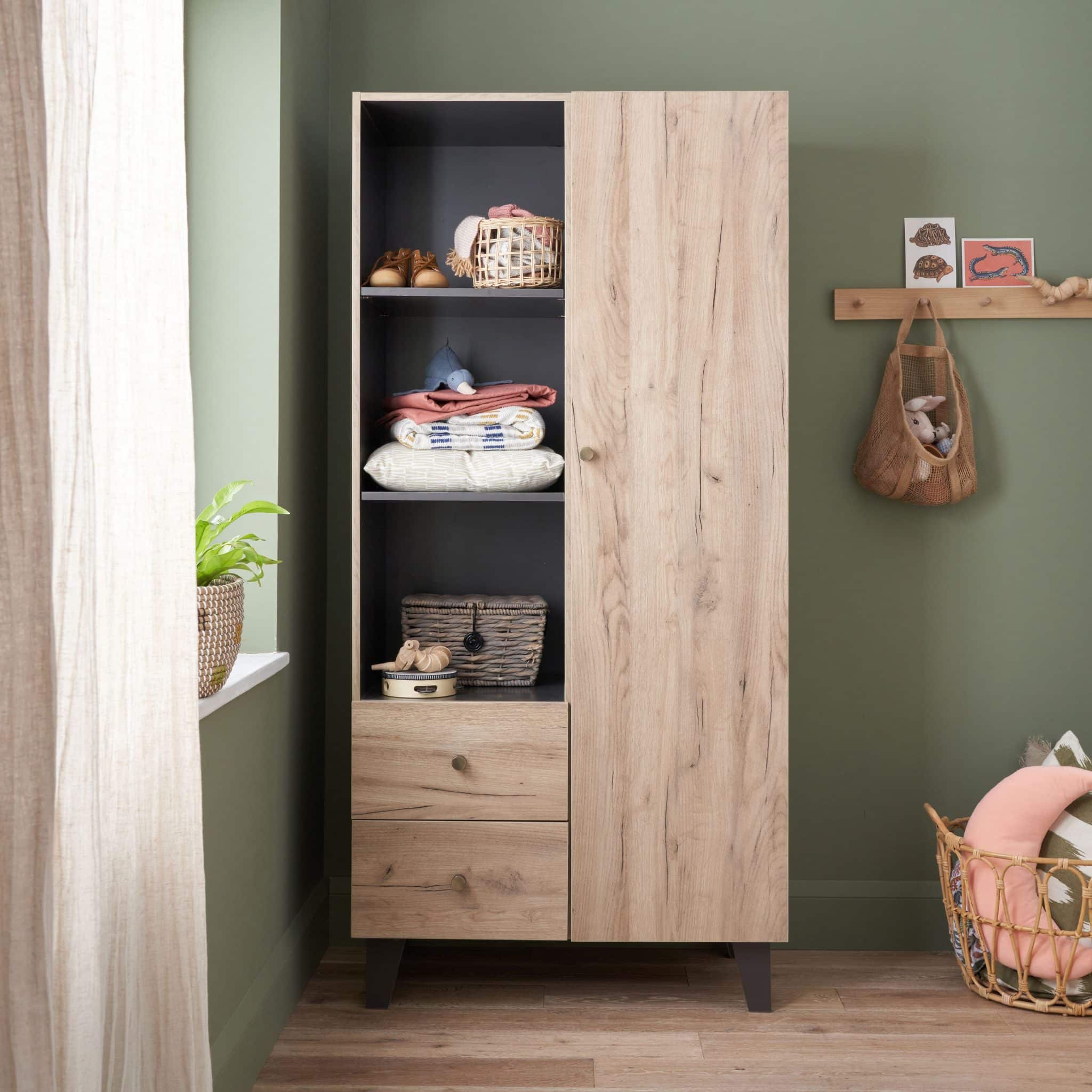 Tutti Bambini Como 4 Piece Nursery Room Set – Slate Grey/Distressed Oak