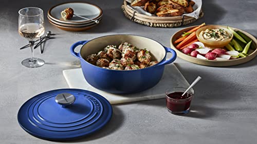 Le Creuset Enameled Cast Iron Shallow Round Oven, 2.75 Qt., Cerise