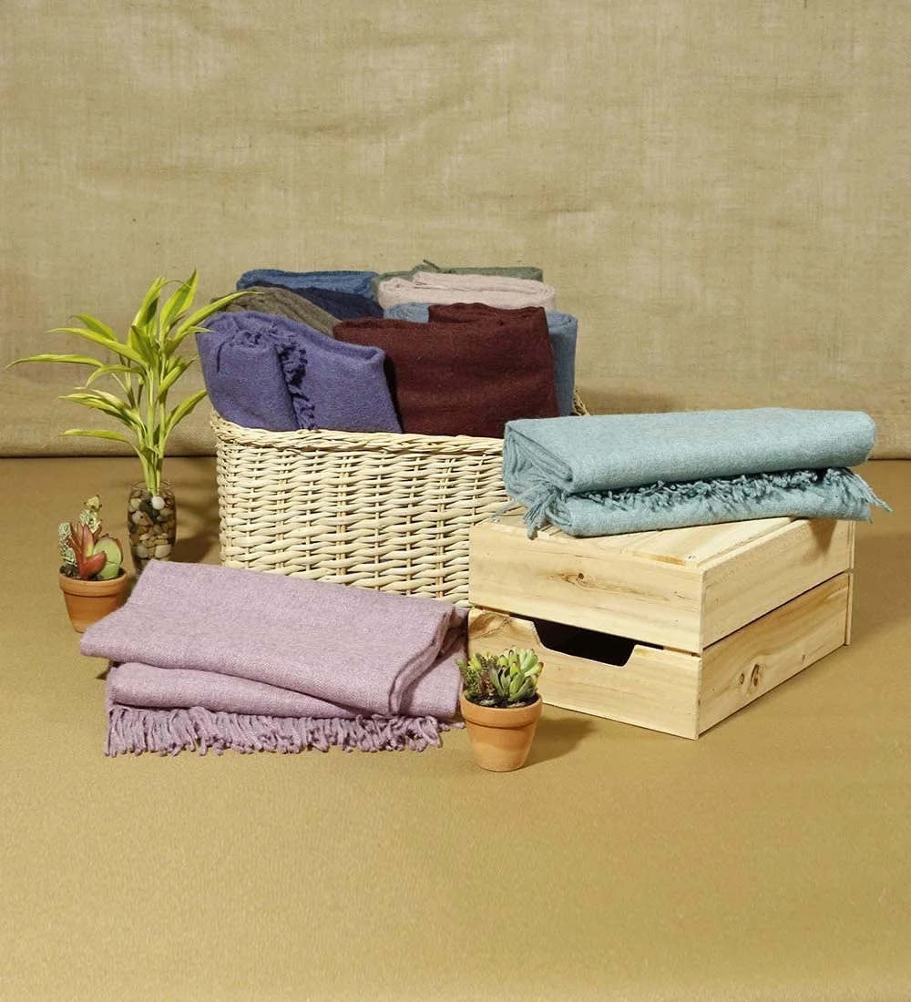 100% Baby Alpaca Wool Blanket Throw Solid Color Design for Bed Couch Sofa Soft Warm Peruvian Alpaca Wool Blankets 72" x 52" (Amber)