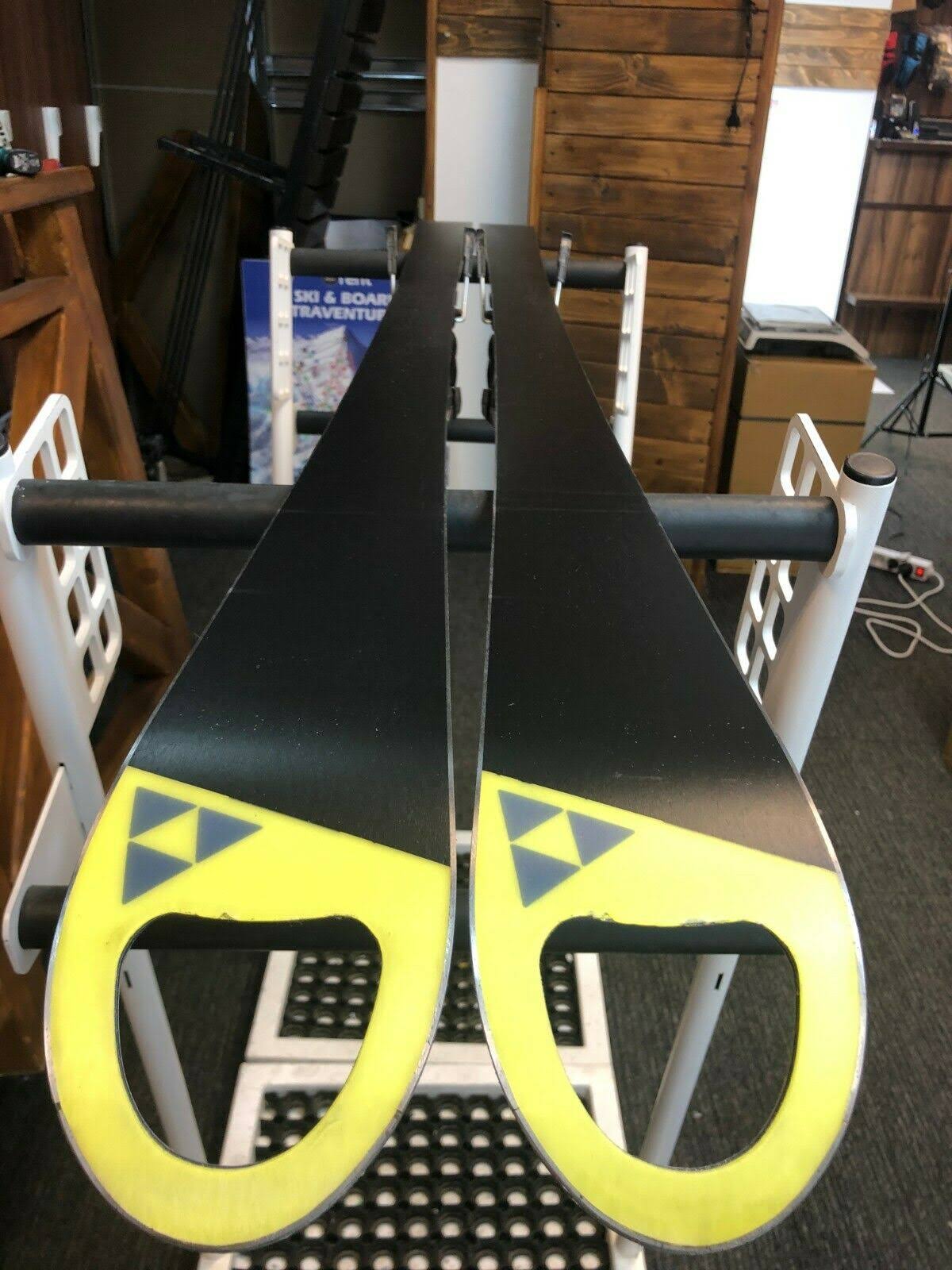 Fischer RC4 World Cup GS 165 cm Ski + Fischer 11 Bindings Winter Sport Fun Snow